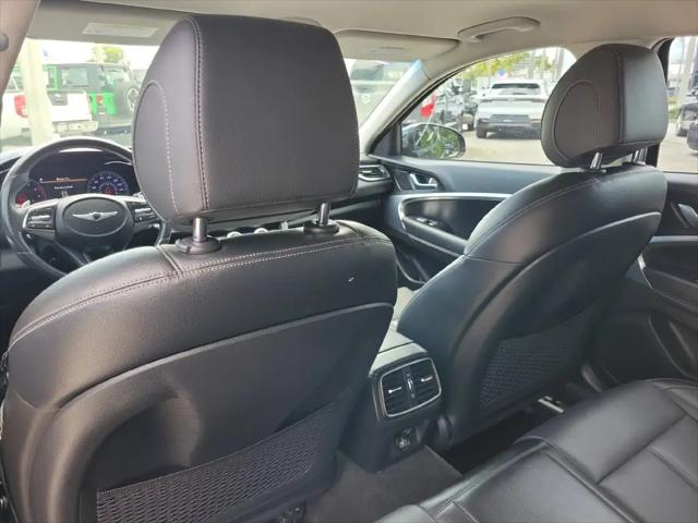 2020 Genesis G70 2.0T RWD