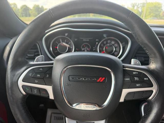 2016 Dodge Challenger SXT Plus
