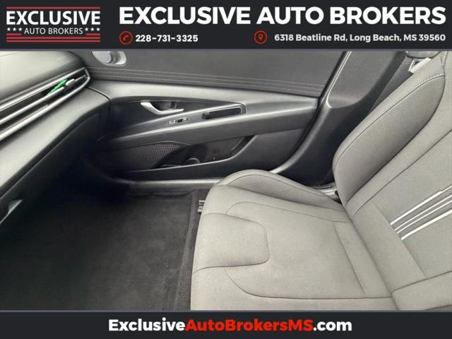 2023 Hyundai Elantra SEL