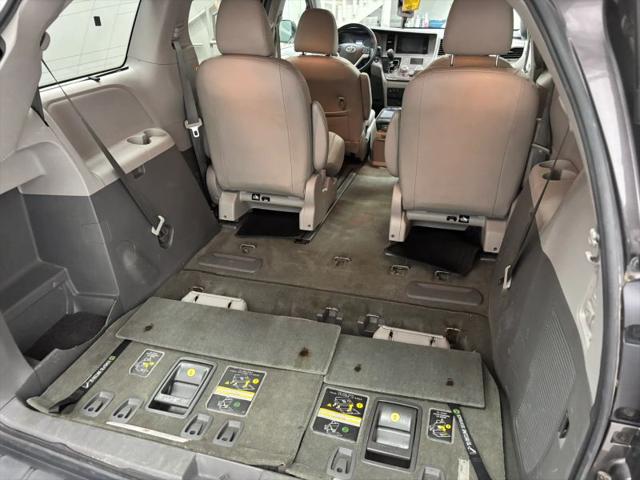 2017 Toyota Sienna XLE Premium 7 Passenger