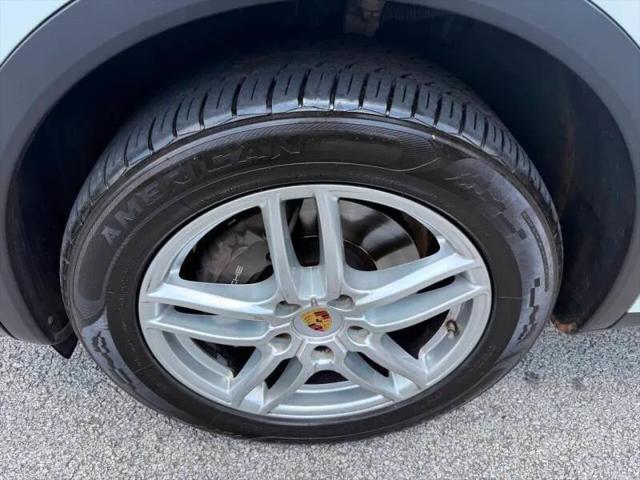 2016 Porsche Cayenne Base