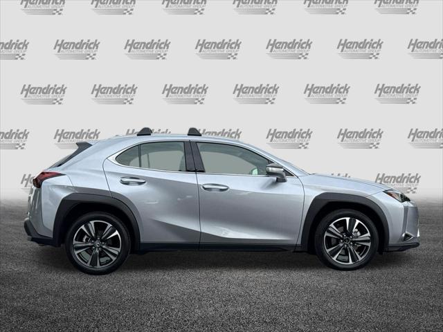 2025 Lexus 300 300h
