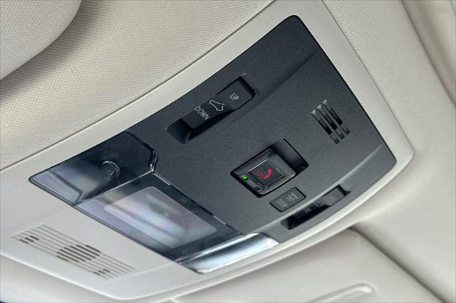 2025 Lexus 300 300h