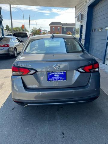 2021 Nissan Versa SV Xtronic CVT