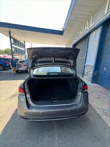 2021 Nissan Versa SV Xtronic CVT
