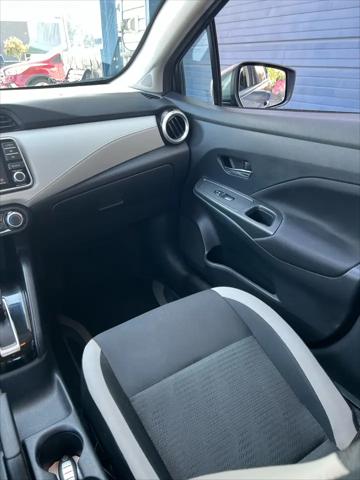 2021 Nissan Versa SV Xtronic CVT