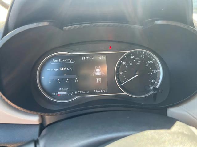 2021 Nissan Versa SV Xtronic CVT