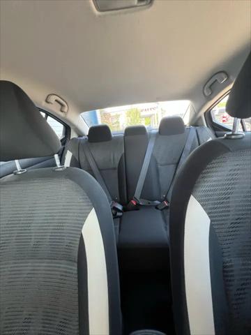 2021 Nissan Versa SV Xtronic CVT