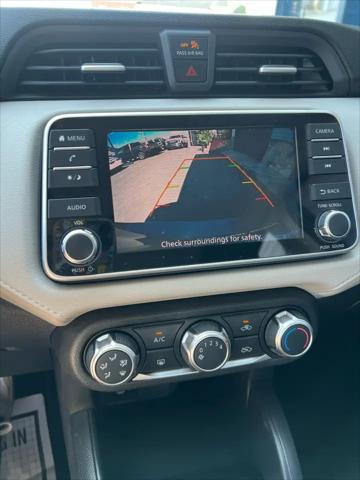 2021 Nissan Versa SV Xtronic CVT