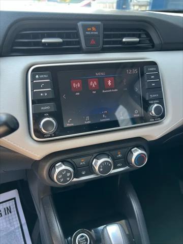 2021 Nissan Versa SV Xtronic CVT