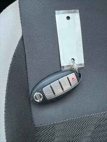 2021 Nissan Versa SV Xtronic CVT