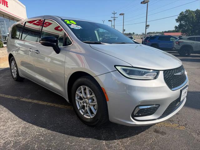 2024 Chrysler Pacifica Touring L
