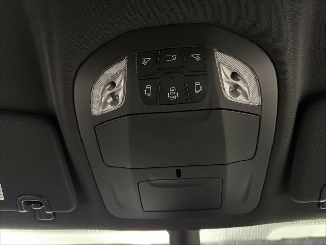 2027 Chrysler Pacifica LX