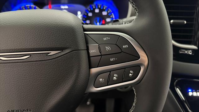 2027 Chrysler Pacifica LX