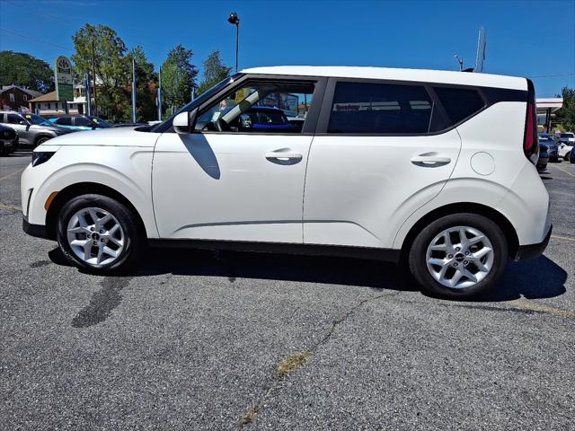 2025 Kia Soul LX 2025 Kia Soul LX