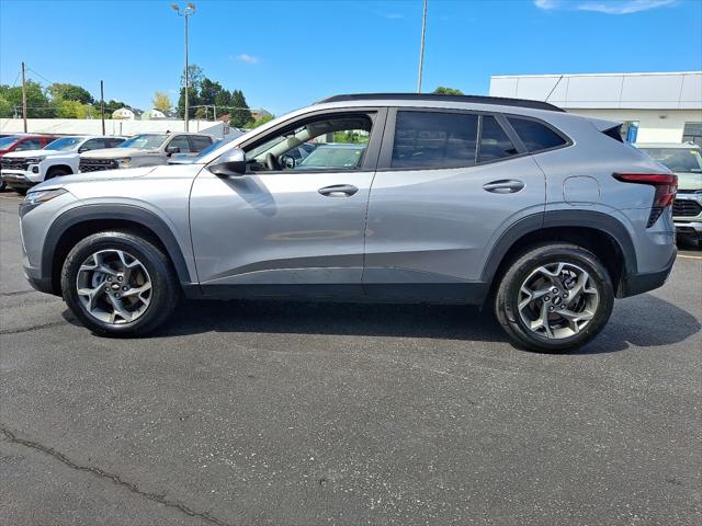 2025 Chevrolet Trax FWD LT