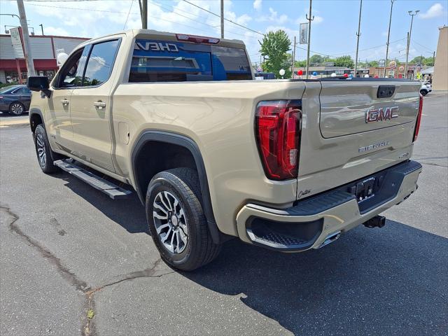 2023 GMC Sierra 1500 4WD Crew Cab Short Box AT4 2023 GMC Sierra 1500 4WD Crew Cab Short Box AT4