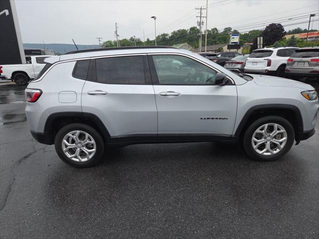 2024 Jeep Compass Latitude 4x4 2024 Jeep Compass Latitude 4x4