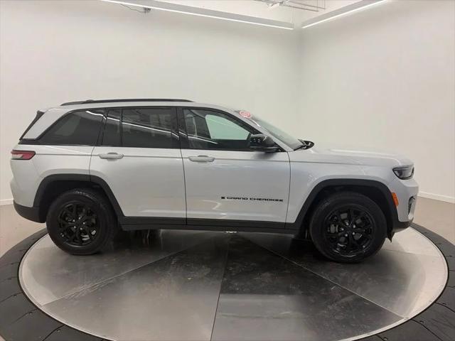 2024 Jeep Grand Cherokee Altitude X 4x4 2024 Jeep Grand Cherokee Altitude X 4x4