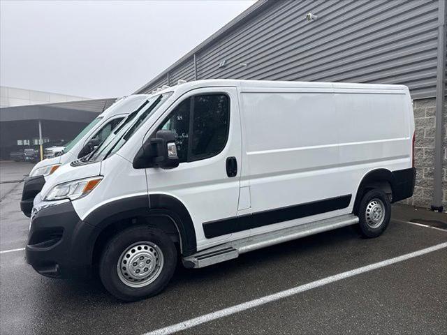 2025 RAM ProMaster 2500 Cargo Van Tradesman Low Roof 136 WB w/Pass Seat