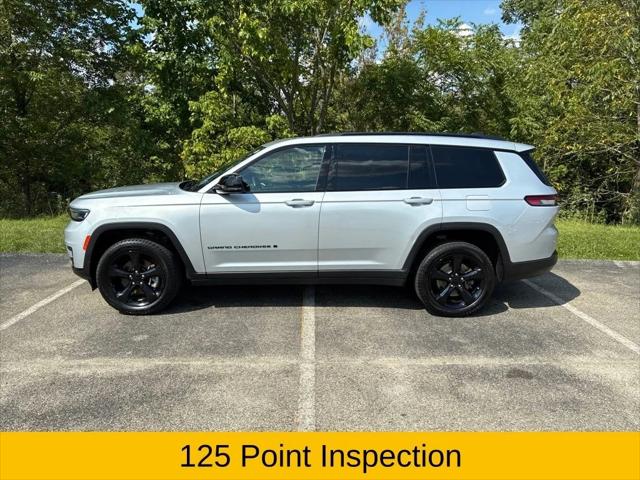 2022 Jeep Grand Cherokee L Altitude 4x4 2022 Jeep Grand Cherokee L Altitude 4x4