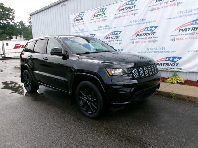 2020 Jeep Grand Cherokee Altitude 4x4 2020 Jeep Grand Cherokee Altitude 4x4