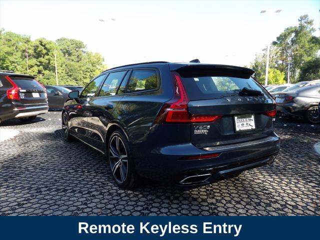 2021 Volvo V60 T5 R-Design