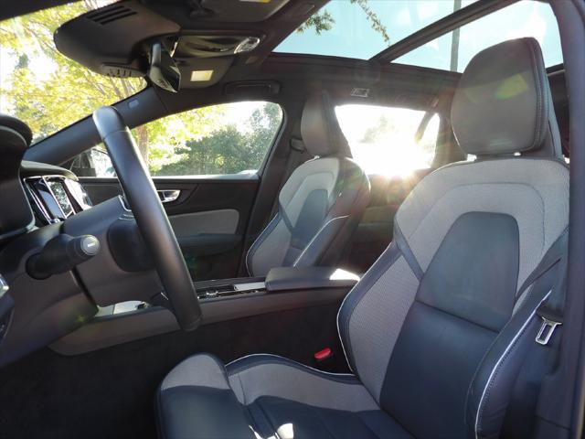 2021 Volvo V60 T5 R-Design