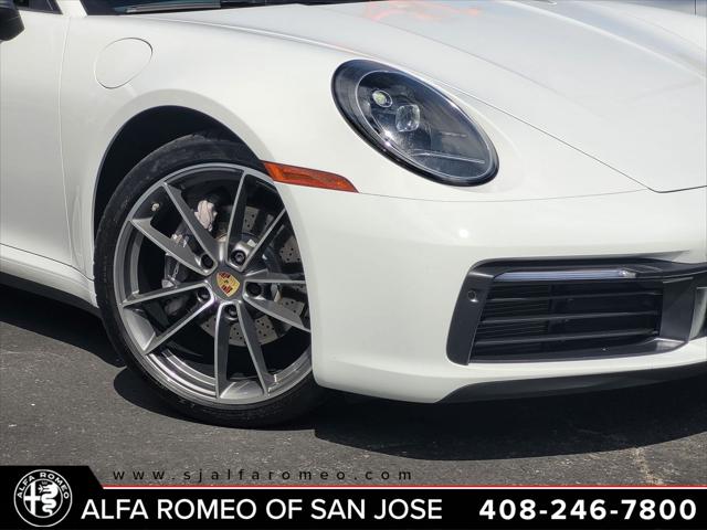 2021 Porsche 911 Carrera