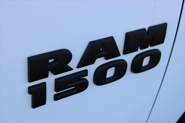 2018 Ram 1500 Night Crew Cab 4x4 64 Box