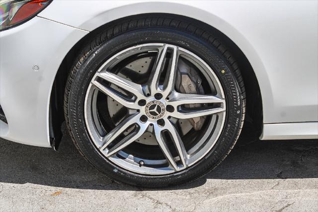 2018 Mercedes-Benz E-CLASS E 300 E 300