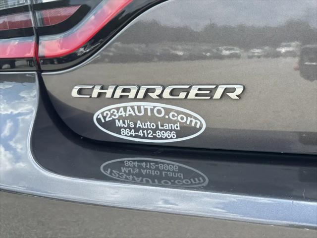 2021 Dodge Charger SXT RWD
