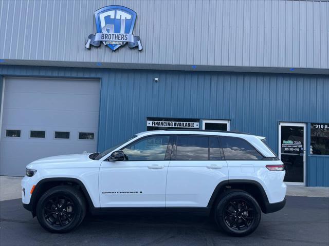 2025 Jeep Grand Cherokee Altitude 4x4 for sale in Eldon, MO