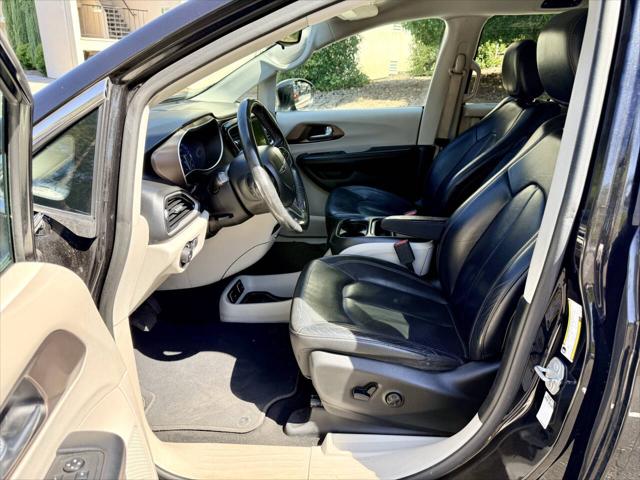 2018 Chrysler Pacifica Touring L