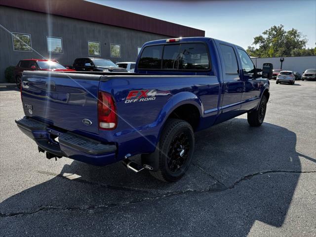 2003 Ford F-250 XLT 4dr Crew Cab 4WD SB