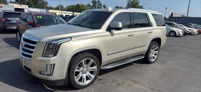 2016 Cadillac Escalade Luxury Collection for sale in Garden City, MI