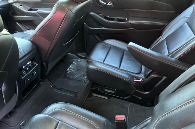 2020 Chevrolet Traverse FWD RS