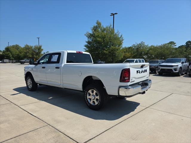 2025 Ram 3500 Big Horn Crew Cab 4x4 8 Box