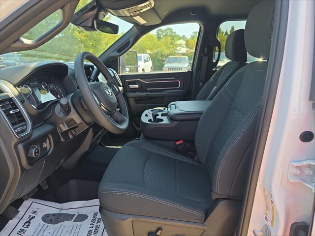 2025 Ram 3500 Big Horn Crew Cab 4x4 8 Box