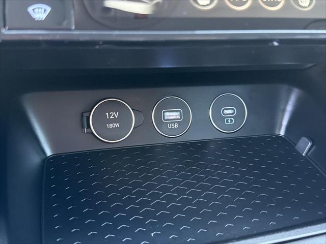 2025 Genesis G70 2.5T RWD