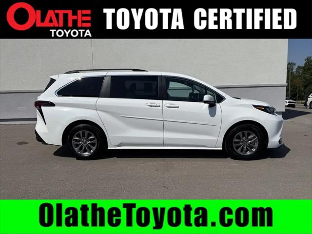 2024 Toyota Sienna LE for sale in Olathe, KS