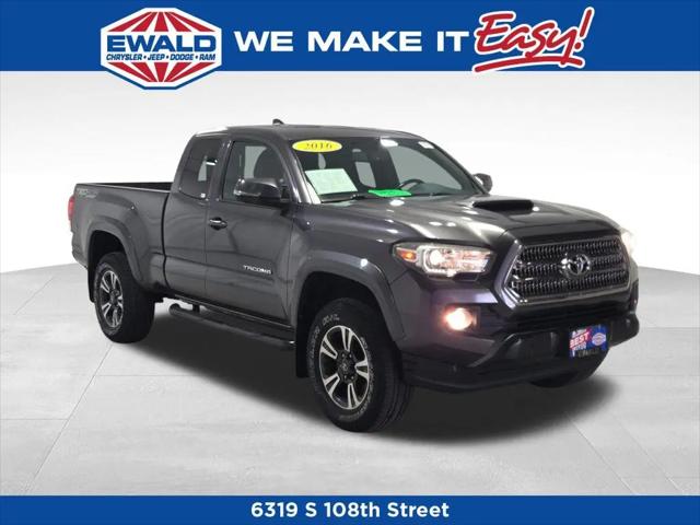 2016 Toyota Tacoma TRD Sport for sale in Oconomowoc, WI