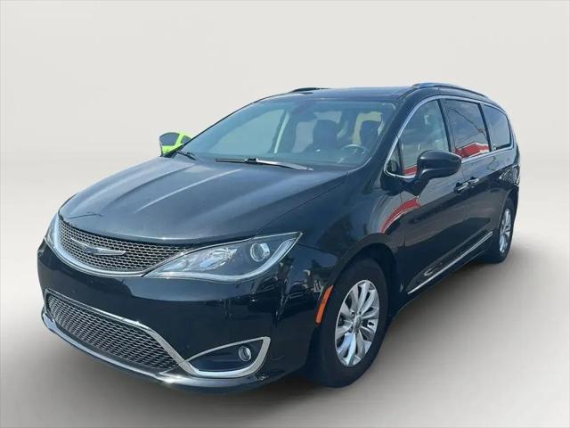2018 Chrysler Pacifica Touring L for sale in Marion, IN