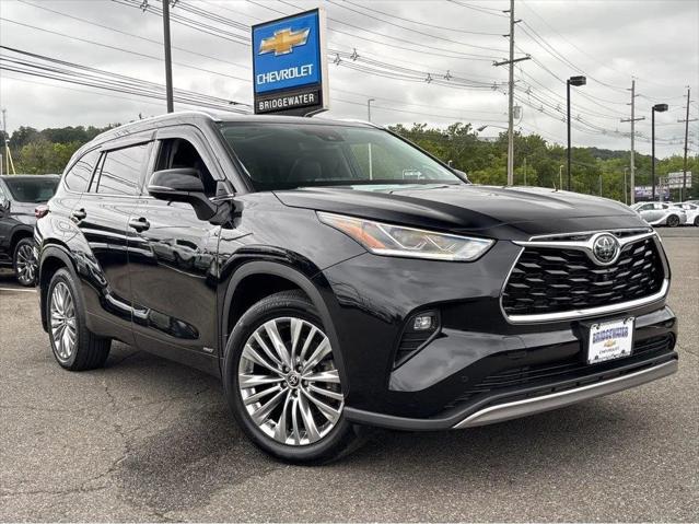 2025 Toyota Highlander Hybrid Platinum for sale in Bridgewater, NJ