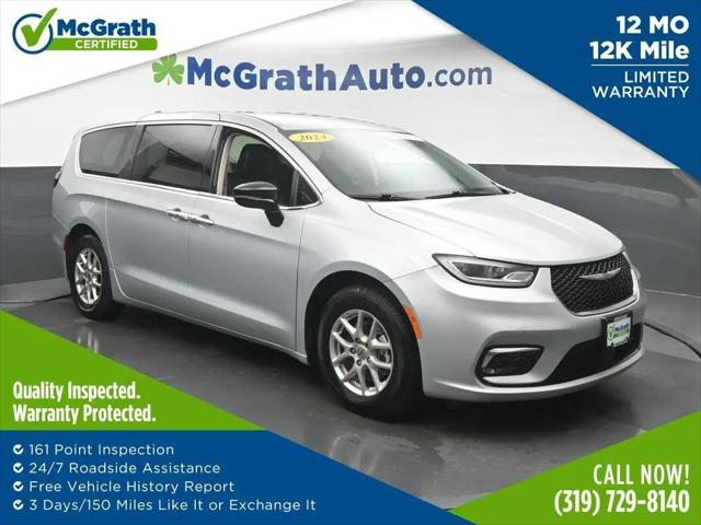 2024 Chrysler Pacifica Touring L for sale in Cedar Rapids, IA