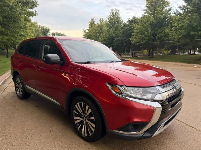 2019 Mitsubishi Outlander ES for sale in Berwyn, IL