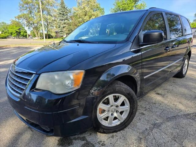 2009 Chrysler Town & Country Touring for sale in Zion, IL