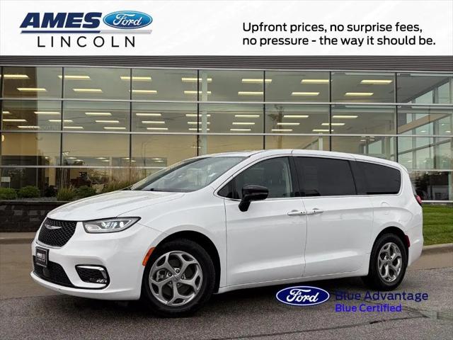 2024 Chrysler Pacifica Limited for sale in Ames, IA