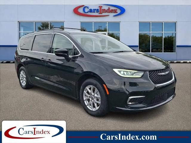 2022 Chrysler Pacifica Touring L for sale in Horsham, PA