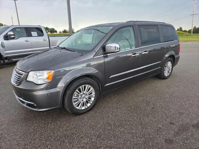 2016 Chrysler Town & Country Touring-L Anniversary Edition for sale in Mason City, IA